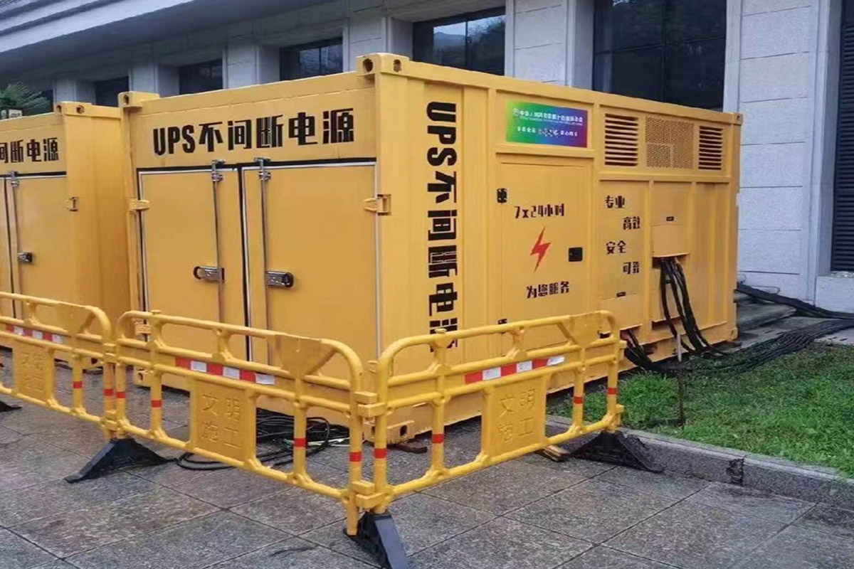 昌黎发电机租赁施工现场